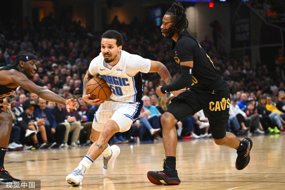 是充满悬念 是充满悬念