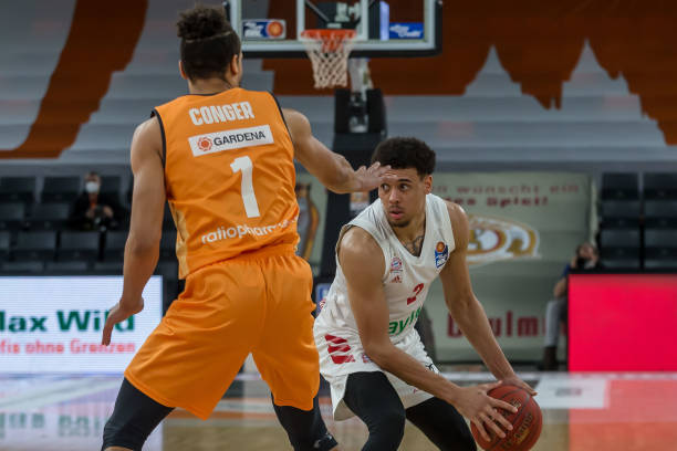 许赢凭借精 许赢凭借精