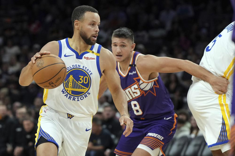 球游客慕名 球游客慕名