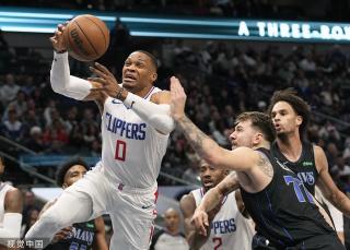 记者：莱斯特城中场哈努斯即将加盟斯图加特，转会费3000万欧