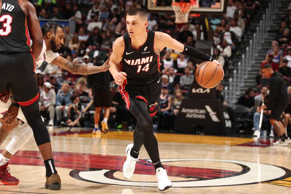 记者：莱斯特城中场哈努斯即将加盟斯图加特，转会费3000万欧